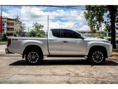 Mitsubishi Triton 2.4GT Cab Plus (NEW) ดีเซล รูปที่ 3