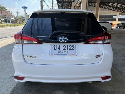 Toyota New Yaris (MNC)1.2J CVT auto ปี 2018 สีขาว รูปที่ 3