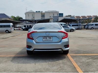 HONDA CIVIC 1.8 E (FC) CC. ปี 2019 สี เงิน เกียร์ Auto รูปที่ 3