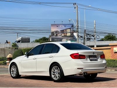 2017 BMW 320i Luxury ( F30 ) รูปที่ 3