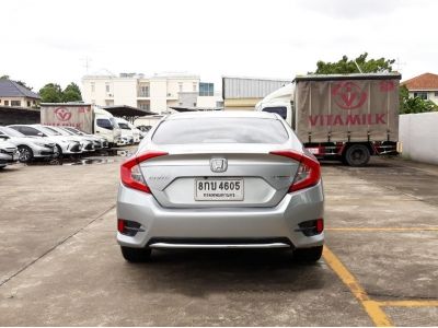 HONDA CIVIC 1.8 E (FC) CC. ปี 2019 สี เงิน เกียร์ Auto รูปที่ 3