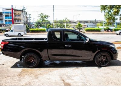 Mitsubishi Triton2.5GLX ปี2017เกียร์ธรรมดาราคา399,000บาท รูปที่ 3