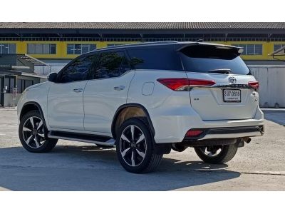 TOYOTA NEW FORTUNER 2.8 V.4WD.TRD. 2019 (3 ขด 3809) รูปที่ 3