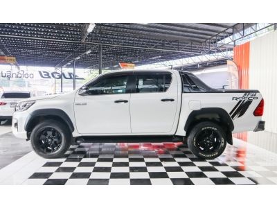 ฟรีทุกค่าดำเนินการ✨ออกง่าย✨อนุมัติไว TOYOTA HILUX REVO D-CAB PRERUNNER 2.4 G ROCCO EDITION (NAVI) 2019 รูปที่ 3