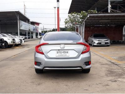 HONDA CIVIC 1.8 E (FC) CC. ปี 2019 สี เงิน เกียร์ Auto รูปที่ 3