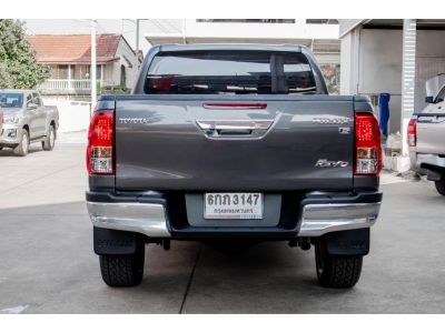 โตโยตาชัวร์ ฟรีดาวน์ Toyota Revo D-cab 2.4 E Plus Pre A/T ปี 17 รูปที่ 3