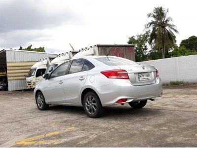 TOYOTA SOLUNA VIOS 1.5 E (MC) CC. ปี 2017 สี เงิน เกียร์ Auto รูปที่ 3