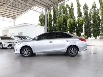 TOYOTA SOLUNA VIOS 1.5 E (MC) CC. ปี 2017 สี เงิน เกียร์ Auto รูปที่ 3