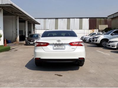 TOYOTA CAMRY 2.0 G CC. ปี 2019 สี ขาว เกียร์ Auto รูปที่ 3