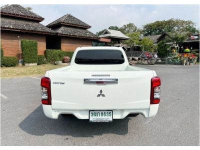 MITSUBISHI TRITON MEGACAB 2.5 GLX เกียร์ธรรมดา ปี2022 รูปที่ 3