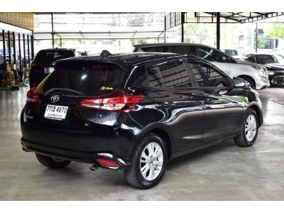 TOYOTA YARIS 1.2 E CVT AT ปี 2018 รูปที่ 3