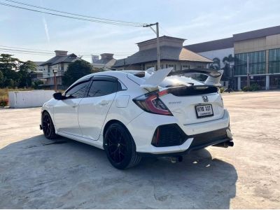 2017 HONDA CIVIC FK 1.5 TURBO HATCHBACK⭐ ออกรถ 0 บาท  ⭐ โปรขับฟรี90วัน ดอกเบี้ย 0% 12 เดือน รูปที่ 3