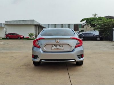 HONDA CIVIC 1.8 E (FC) CC. ปี 2019 สี เงิน เกียร์ Auto รูปที่ 3