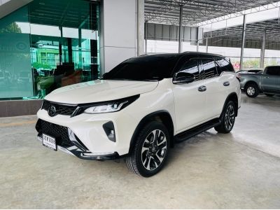 2020 TOYOTA FORTUNER 2.8 Legender 2WD เครดิตดีฟรีดาวน์ รูปที่ 3