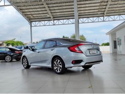 HONDA CIVIC 1.8 E (FC) CC. ปี 2019 สี เงิน เกียร์ Auto รูปที่ 3