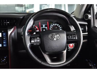 TOYOTA FORTUNER 2.8 TRD SPORTIVO ปี 2017 ไมล์ 75,xxx km. รูปที่ 3