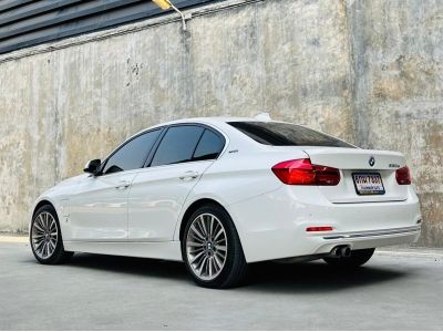 BMW 330e Luxury Plug-in Hybrid โฉม F30 ปี 2018 รูปที่ 3