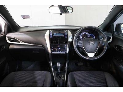 TOYOTA YARIS 1.2 E MINOR CHANGE CVT  ปี 2019 รูปที่ 3