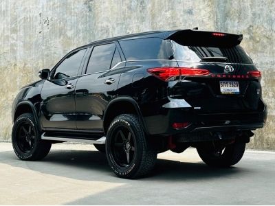 Toyota Fortuner 2.4 V ZIGMA 4WD AT ปี 2019 รูปที่ 3