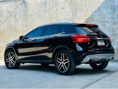 MERCEDES BENZ GLA200 URBAN ปี 2017 รูปที่ 3