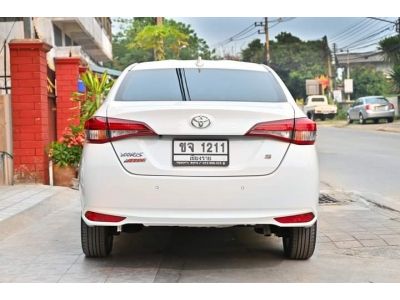 TOYOTA YARIS ATIV 1.2 S CVT A/T ปี 60/2017 รูปที่ 3