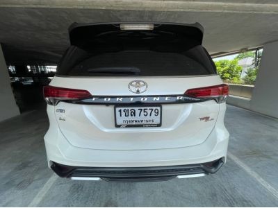 Toyota Fortuner 2.8 V TRD Sportivo 2019 รูปที่ 3