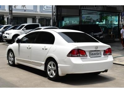 2010 HONDA CIVIC FD 1.8 E ( ไฟท้าย 8 เหลี่ยม ) รูปที่ 3