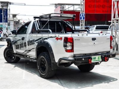 สายลุยไม่ควรพลาด Mitsubishi Triton  2.5 ตัวท๊อป 4x4 AT 2022 รถใหม่มากๆ รูปที่ 3