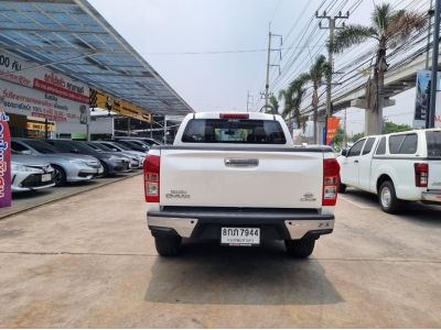 ปี 2019 ISUZU D-MAX CAB4 3.0 Z HILANDER CC. สี ขาว เกียร์ Auto รูปที่ 3