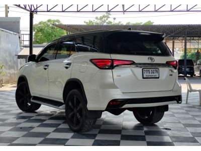 TOYOTA NEW FORTUNER 2.8 V.4WD.TRD.2018 รูปที่ 3