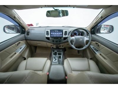 2012 TOYOTA FORTUNER CHAMP 2.5 G 2WD  ผ่อน 5,969 บาท 12 เดือนแรก รูปที่ 3