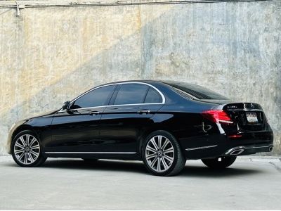 2021 Mercedes-Benz E300e Exclusive Plug-in Hybrid โฉม W213 รูปที่ 3