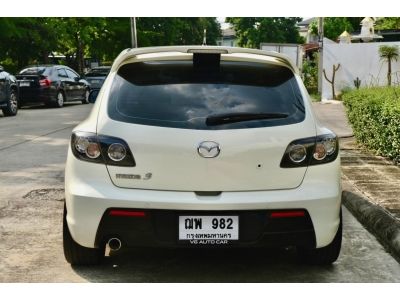 Mazda 3 2.0R Sport (5ประตู) sunroof ปี2009 ออโต้ เบนซิน สีขาว รูปที่ 3