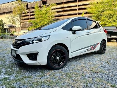 Honda Jazz 1.5 i-VTEC รุ่น S เกียร์ Auto ปี 2017 รูปที่ 3