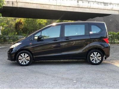 2013 HONDA FREED 1.5 SE เครดิตดีฟรีดาวน์ รูปที่ 3