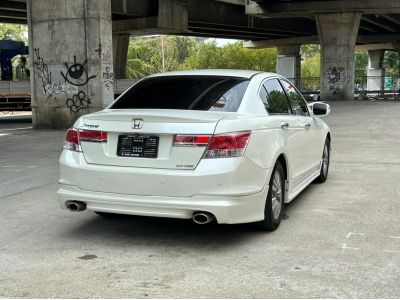 HONDA ACCORD 2.0 เกียร์ออโต้ ปี 2011 สีขาว รูปที่ 3