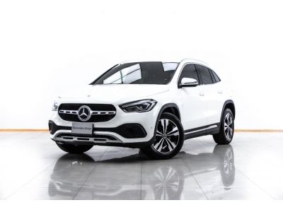 2022 MERCEDES-BENZ GLA-CLASS GLA200 W247   ผ่อน 13,831 บาท 12 เดือนแรก รูปที่ 3