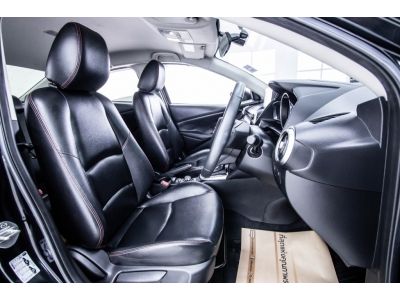 2020 MAZDA 2 1.3 S LEATHER   ผ่อน 3,830 บาท 12 เดือนแรก รูปที่ 3