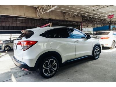 HONDA HRV 1.8E เกียร์ออโต้ สีขาว MY2019 รูปที่ 3