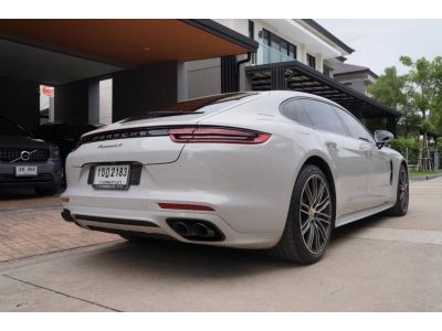 สปอร์ตซุปเปอร์คาร์ Porsche Panamera 4E-Hybrid Executive 2019 รูปที่ 3