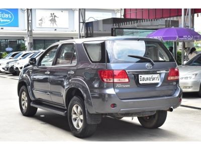 2005 TOYOTA FORTUNER 3.0 G 4WD ขายสด / รถบ้าน มือเดียว /ขายตามสภาพ รูปที่ 3