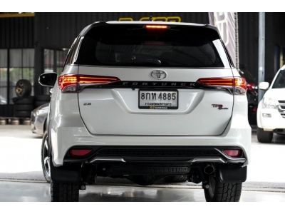 Toyota Fortuner 2.8 TRD 2WD Sportivo ปี 2019 ไมล์ 134,xxx Km รูปที่ 3