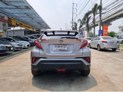 TOYOTA C-HR 1.8  ปี 2018  สีเทา รูปที่ 3