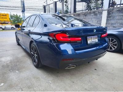 2021 BMW 520d 2.0 M Sport รถเก๋ง 4 ประตู Phytonic Blue สวยสุด รูปที่ 3