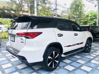 TOYOTA FORTUNER 2.8V SPORTIVO ZIGMA4 4WD เกียร์AT ปี18 รูปที่ 3