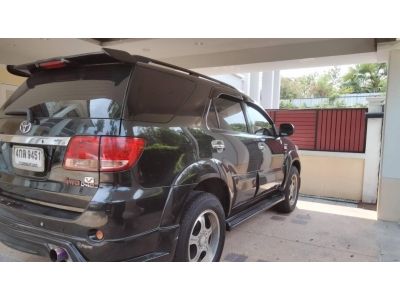 เจ้าของขายเอง 2006 Toyota Fortuner 3.0 V 4WD สีดำ รูปที่ 3