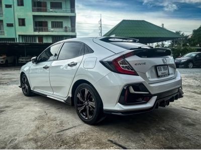 Honda Civic (FK) 1.5RS ปี2021 สีขาว รูปที่ 3