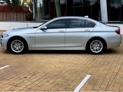 BMW 520 D ออกศูนย์BMW ไมล์น้อย9หมื่นโลแท้ เครื่องดีเซล พร้อมประกันชั้น1 ประหยัดน้ำมันมากสวยสภาพมากพร้อมใช้ราคาสุดพิเศษ รูปที่ 3