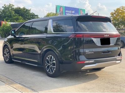 2022 KIA Carnival 2.2 EX รูปที่ 3