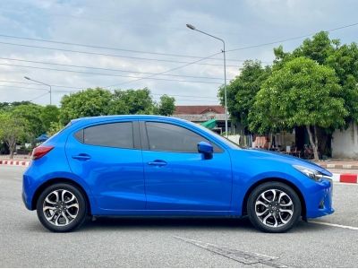 MAZDA 2 HATCHBACK 1.5 SPORT HIGH PLUS ปี2015 รถบ้านมือเดียวป้ายแดง รูปที่ 3